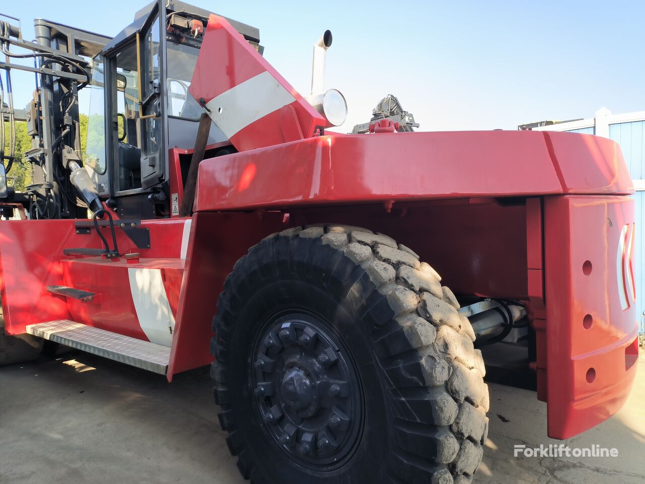 Kalmar used dcd300 30t excavator for sale in shanghai dieselkäyttöinen trukki
